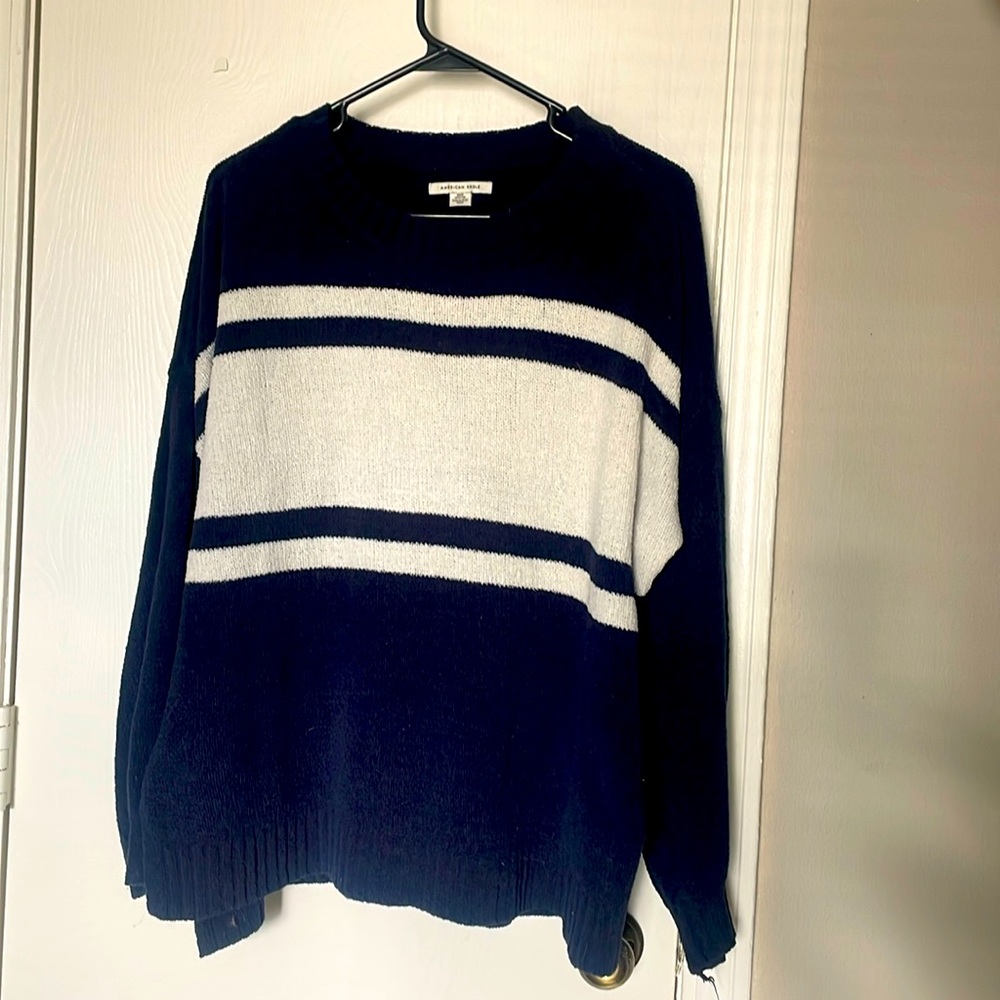 American eagle women sweater